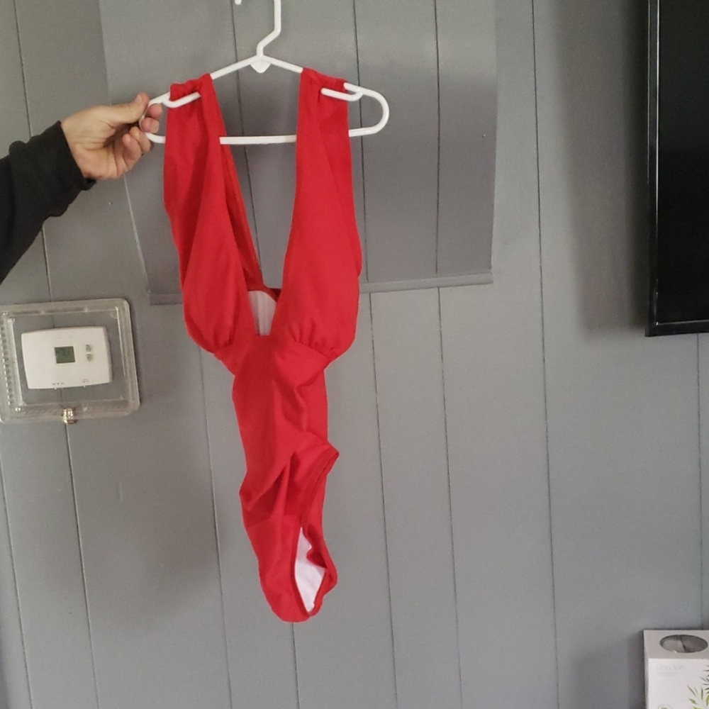 Bathing suit